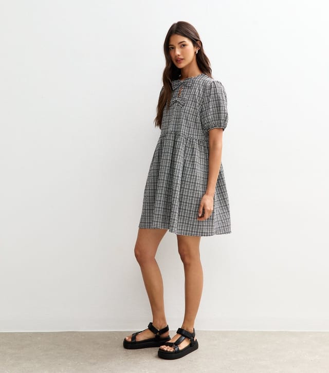 New Look Women's Black Gingham Bow Front Mini Dress New Look - 2