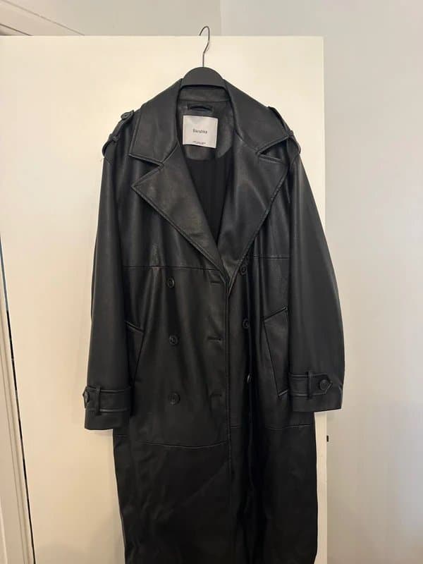 Bershka Bershka faux leather trenchcoat