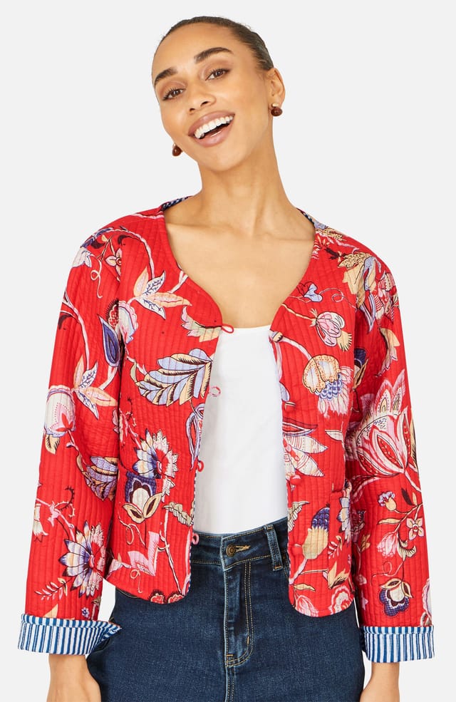 Yumi Yumi Women's Red Boho Print Cotton Reversible Quilted Jacket in Scarlet - 2