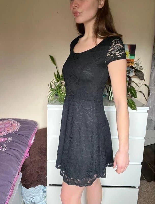 New Look Beautiful black lace dress