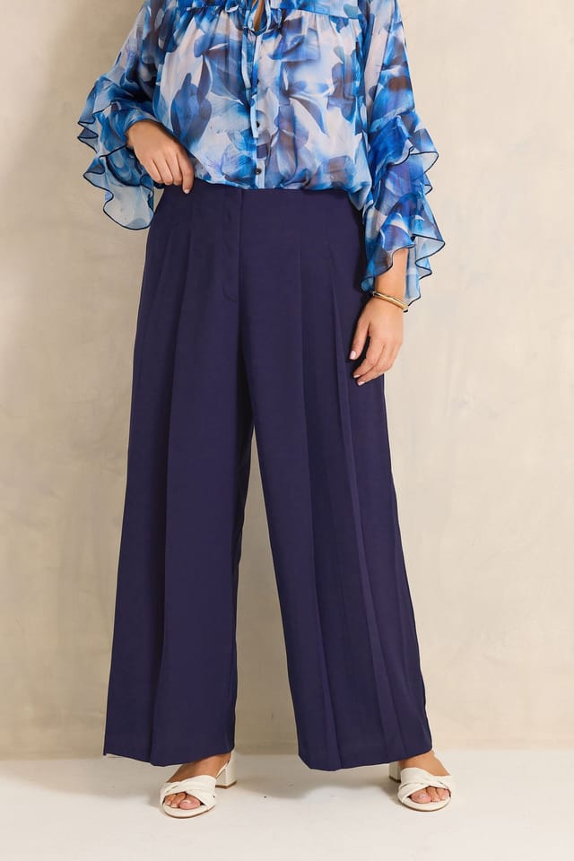 Evans Evans Women's Pleat Front Trousers in Mid Navy - 3