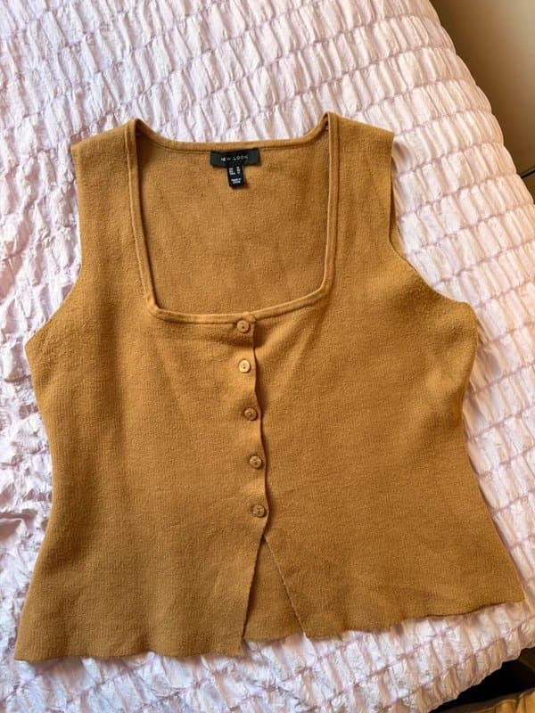 New Look Waistcoat style top