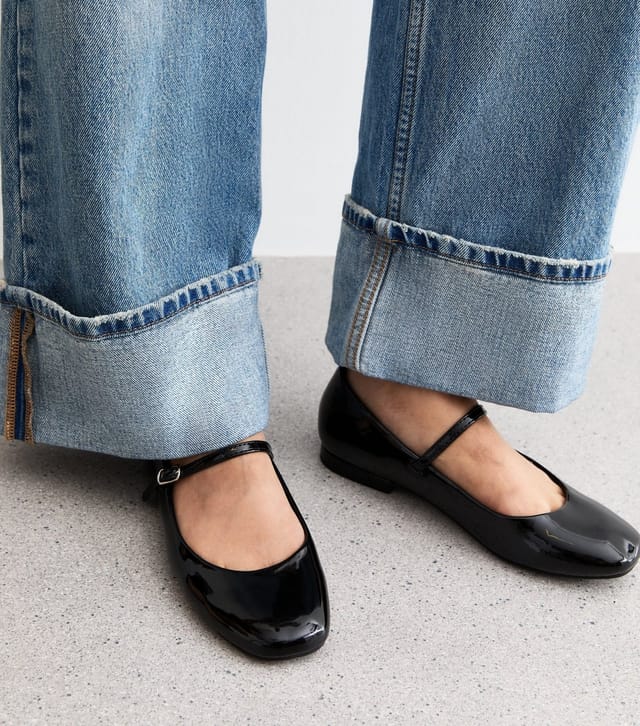 New Look Women's Wide Fit Black Patent Mary Jane Strappy Ballerina Pumps New Look - 2