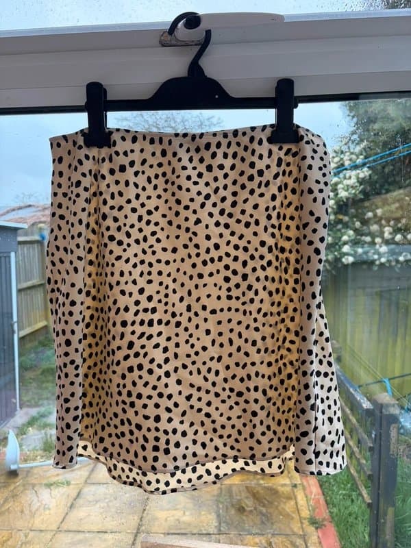 ASOS ASOS satin skirt