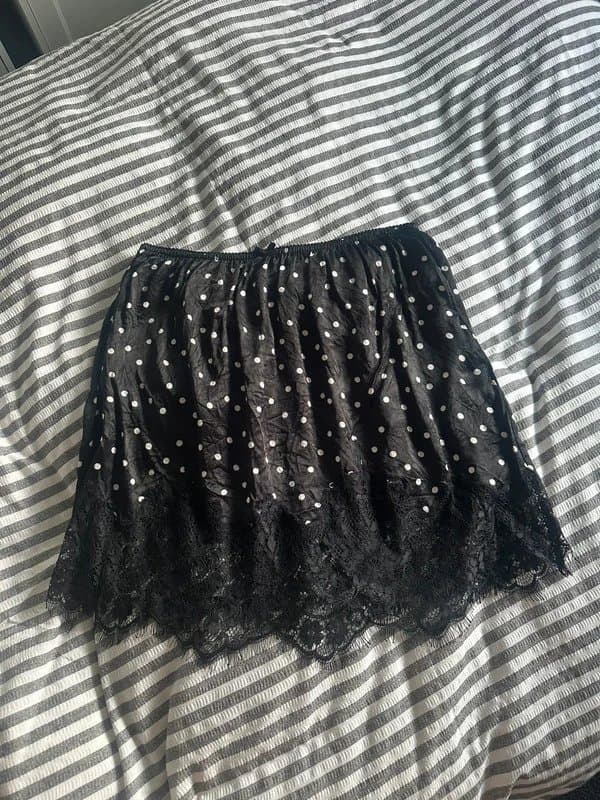 Topshop Topshop black silky polka dot lace trim mini skirt 10 VGC
