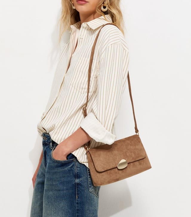 New Look Tan Faux Suede Pebble Clasp Crossbody Bag New Look - 2