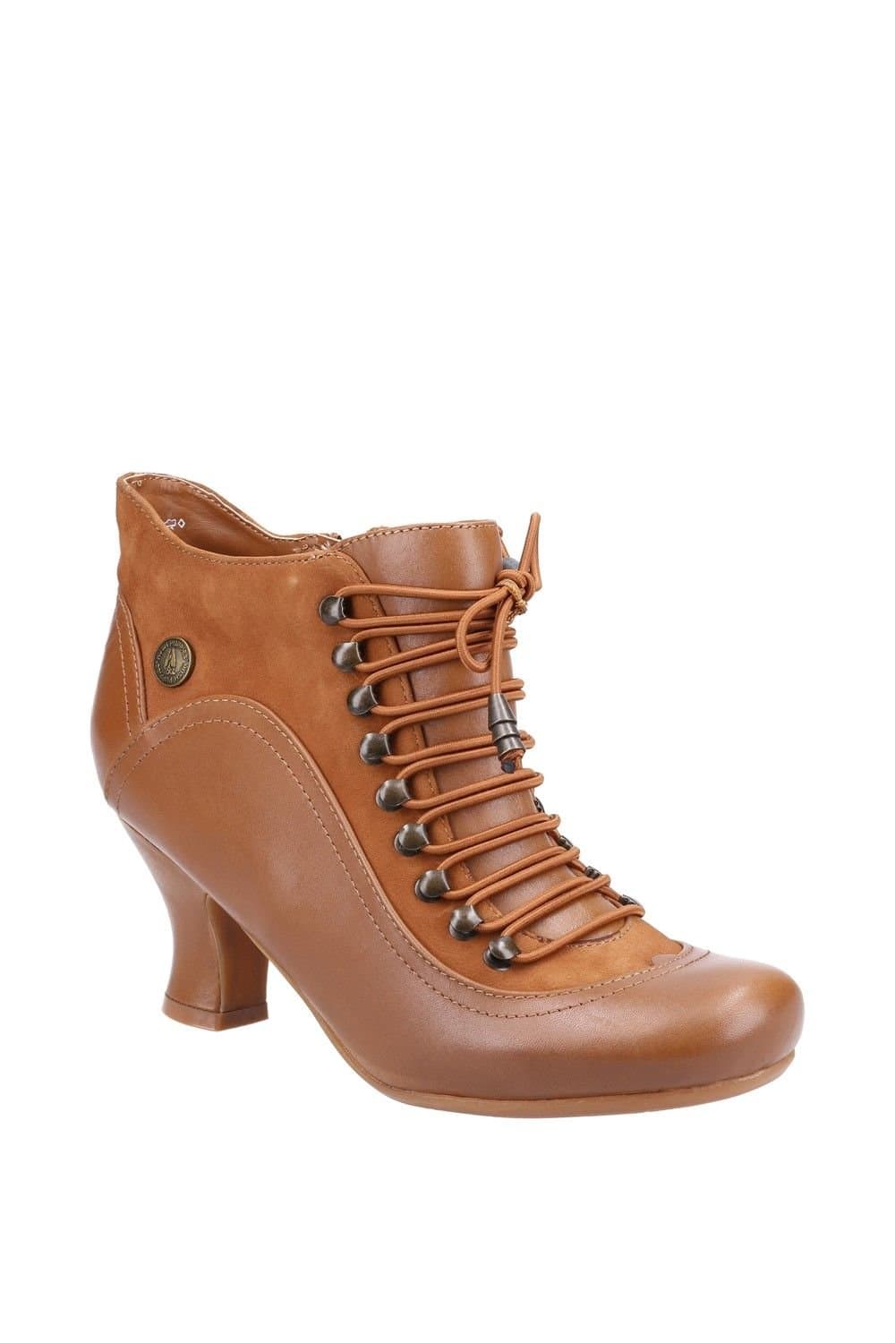 Hush Puppies Hush Puppies Women's 'Vivianna' Leather Ankle Boots in Tan