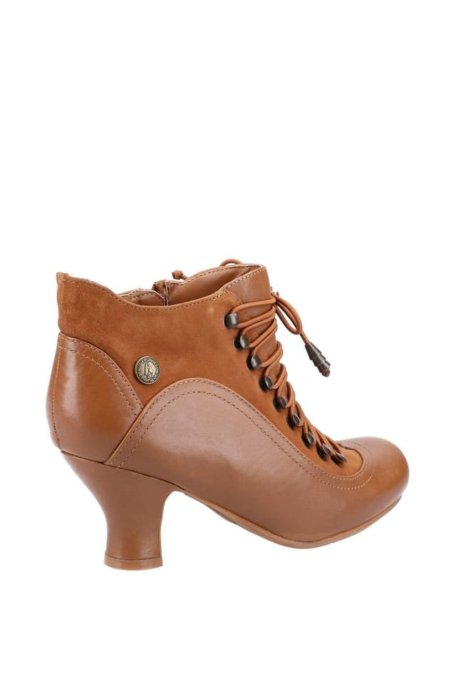 Hush Puppies Hush Puppies Women's 'Vivianna' Leather Ankle Boots in Tan - 2