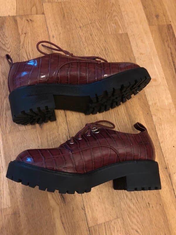 New Look Ladies chunky lace up shoes, New Look size 5