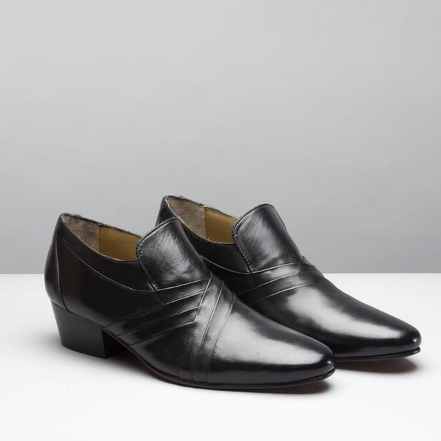 Club Cubano Club Cubano Men's Luigi Slip On Cuban Heel Low Top Leather Shoes in Black - 2