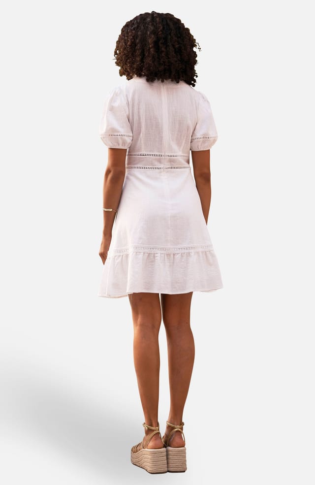 Yumi Yumi Women's White Cotton Lace Trim Skater Sun Dress in Natural White - 2