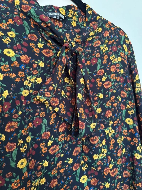 Fashion Union Ditsy pattern pussy bow neck 1970s dress/tunic uk size 16 Tall ASOS / Fashion Union - 1