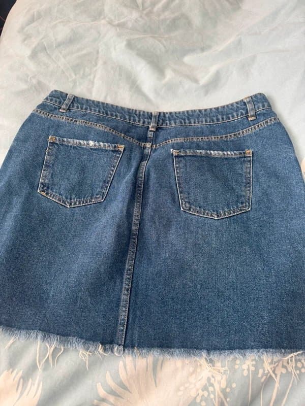 New Look New Look Denim skirt Size 16