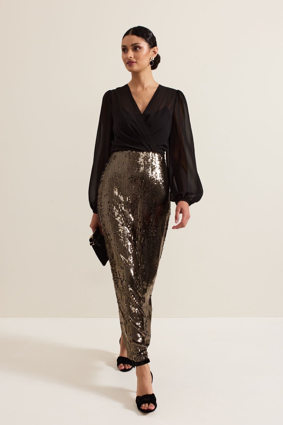 Phase Eight Phase Eight Women's Aniya Sequin Long Sleeved Maxi Dress in Black