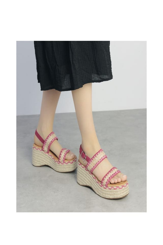 Moda in Pelle Moda In Pelle Women's 'Kelila' Textile Wedges in Pink - 2