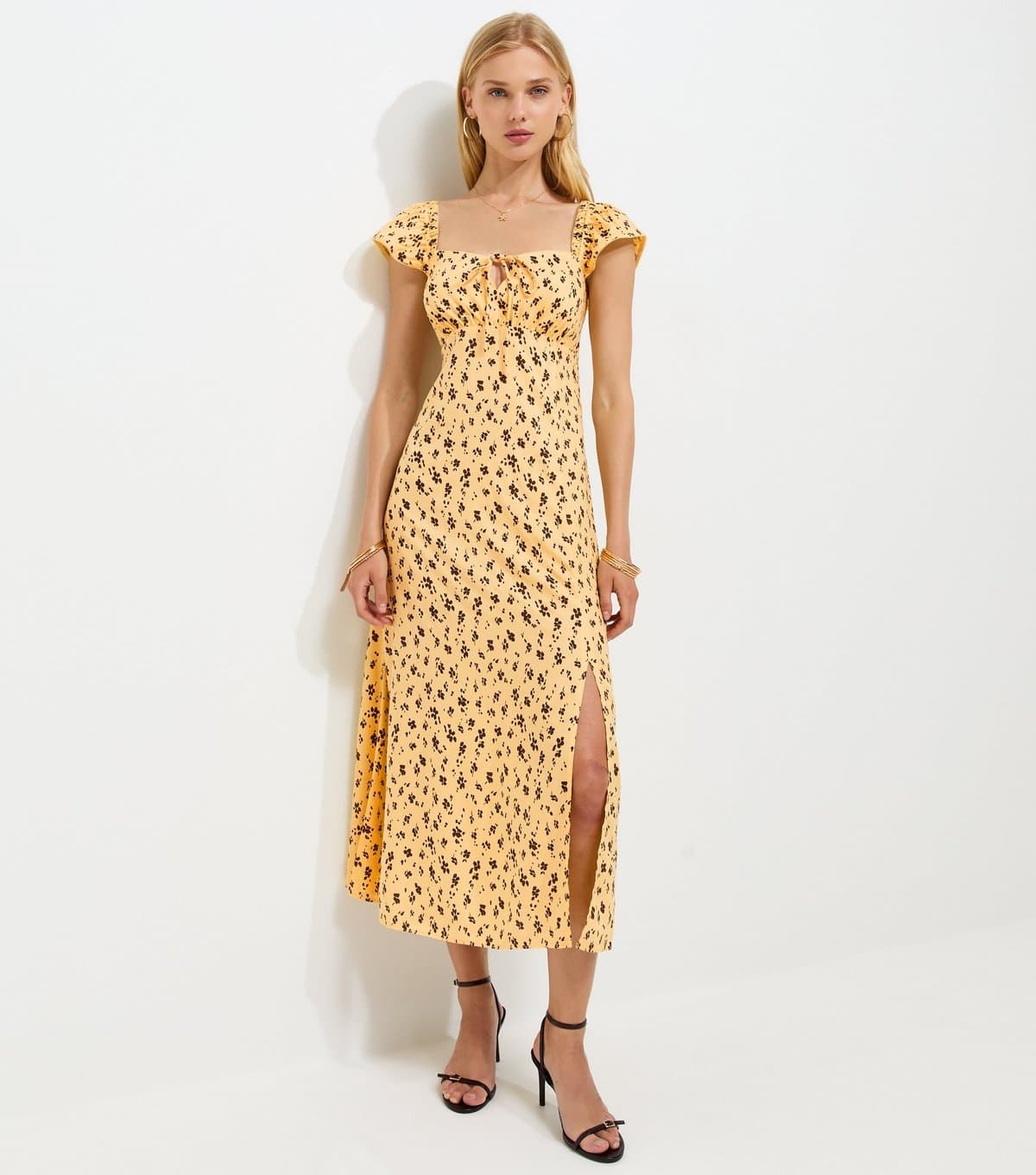 New Look Women's Yellow Ditsy Print Lace Trim Square Neck Midi Dress New Look