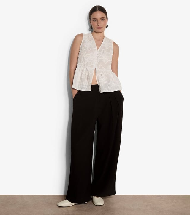 Apricot Women's White Embroidered Peplum Top Apricot New Look - 2
