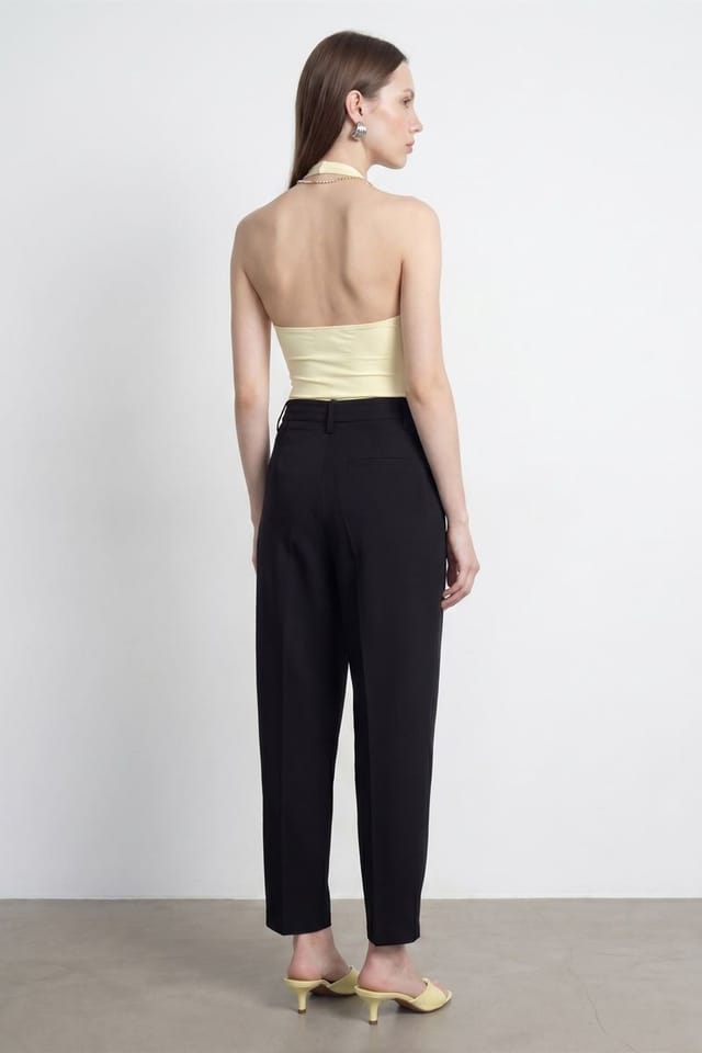 Dilvin Dilvin Women's High-Waist Wide-Leg Crepe Trousers in Black - 2