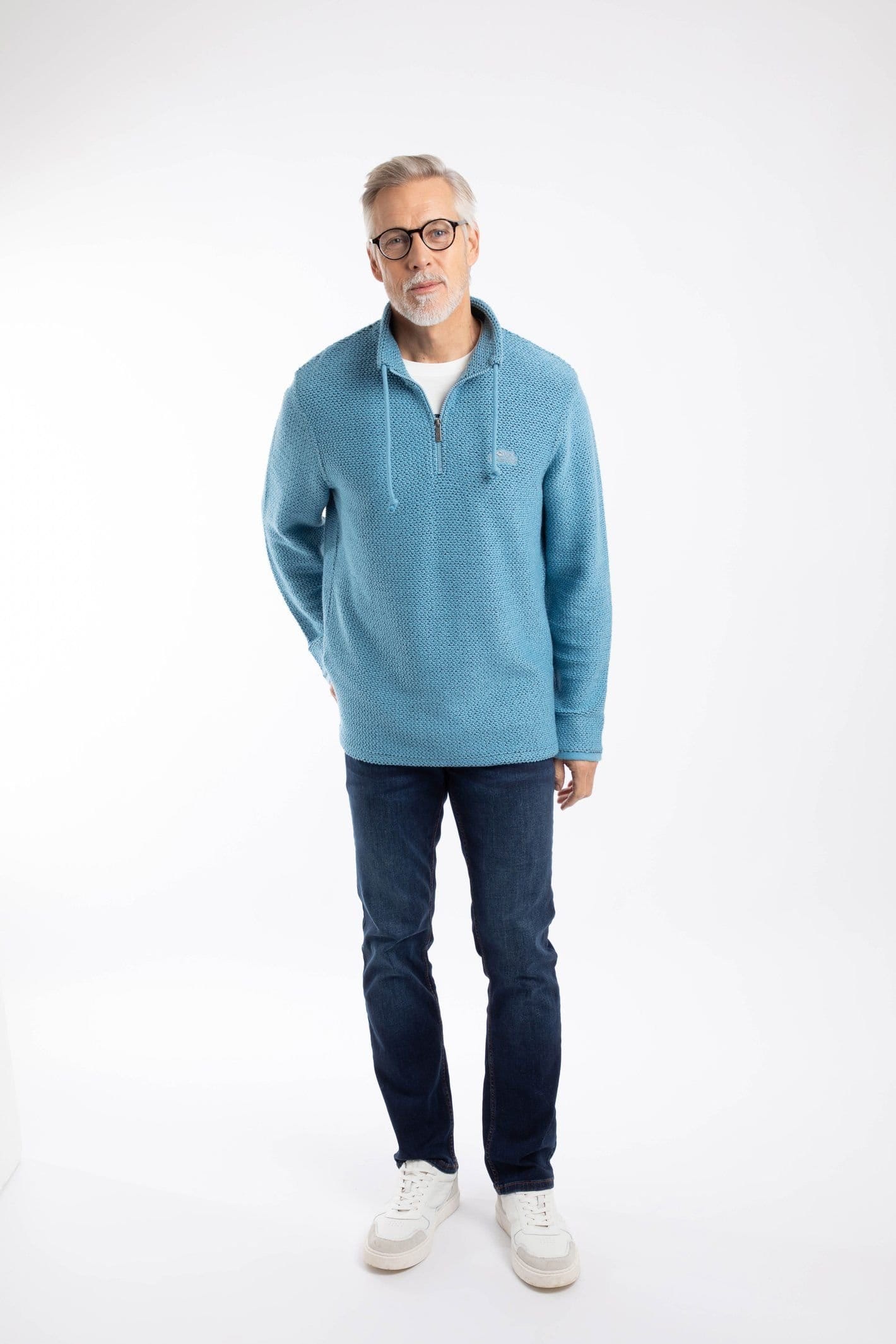 Weird Fish Weird Fish Men's Cruiser 1/4 Zip Macaroni Sweatshirt in Pale Blue - 4