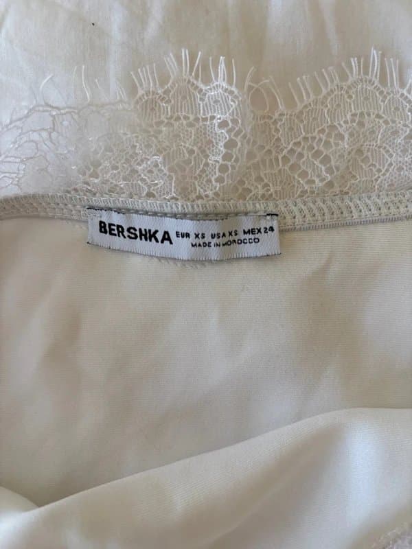 Bershka berskha satin white lace