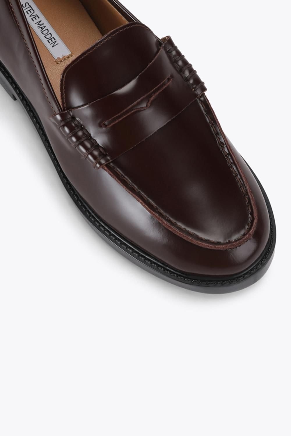Steve Madden STEVE MADDEN Women's 'Madison Dark Red' Leather Flats in Dark Red - 4