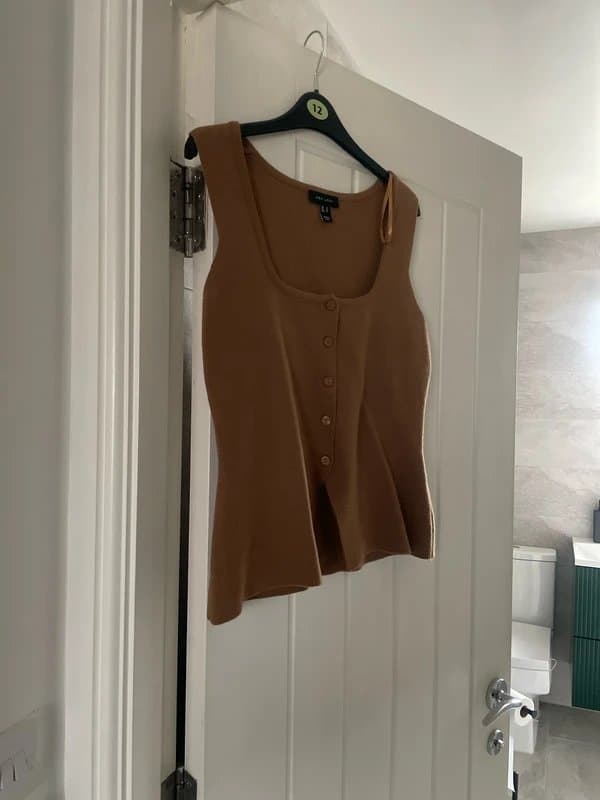 New Look Brown knit vest newlook size 12