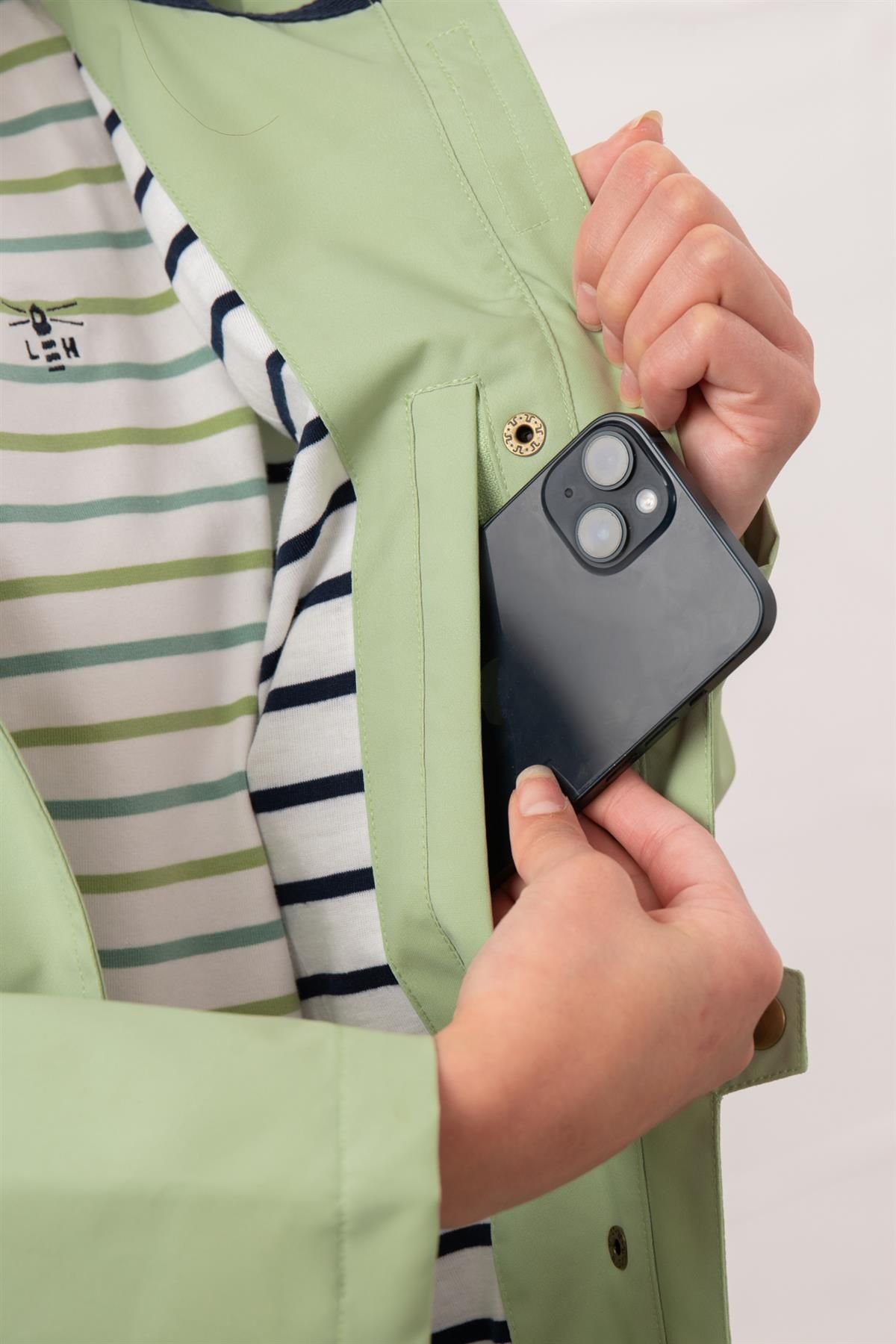 Lighthouse Clothing Lighthouse Clothing Women's Long Beachcomber Jacket Spring Summer Outdoor Coat in Mint - 3