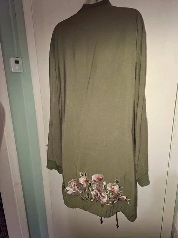 New Look New Look Curve Khaki Parka Style Coat