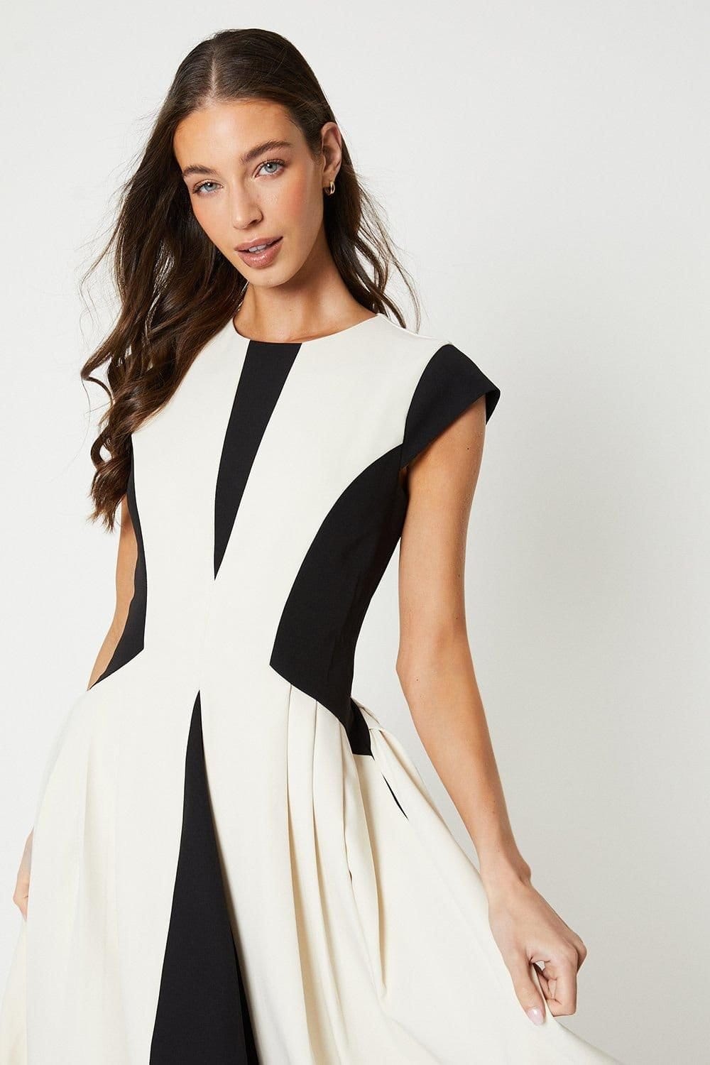 Coast Coast Women's Crepe Colour Block Midi Dress in Mono - 4
