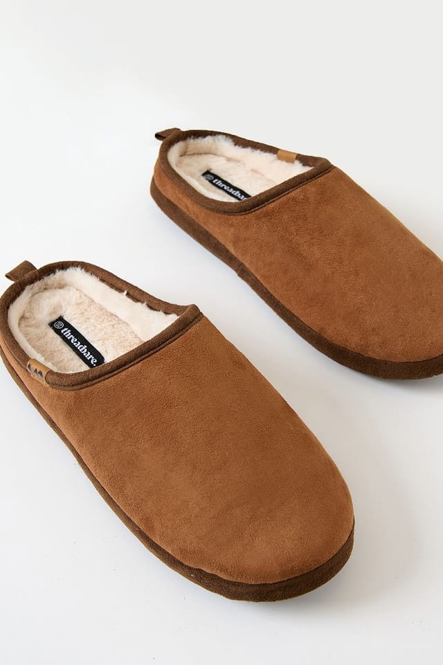 Threadbare Threadbare Men's Faux Suede Faux Fur Lined Mule Slippers in Tan - 3