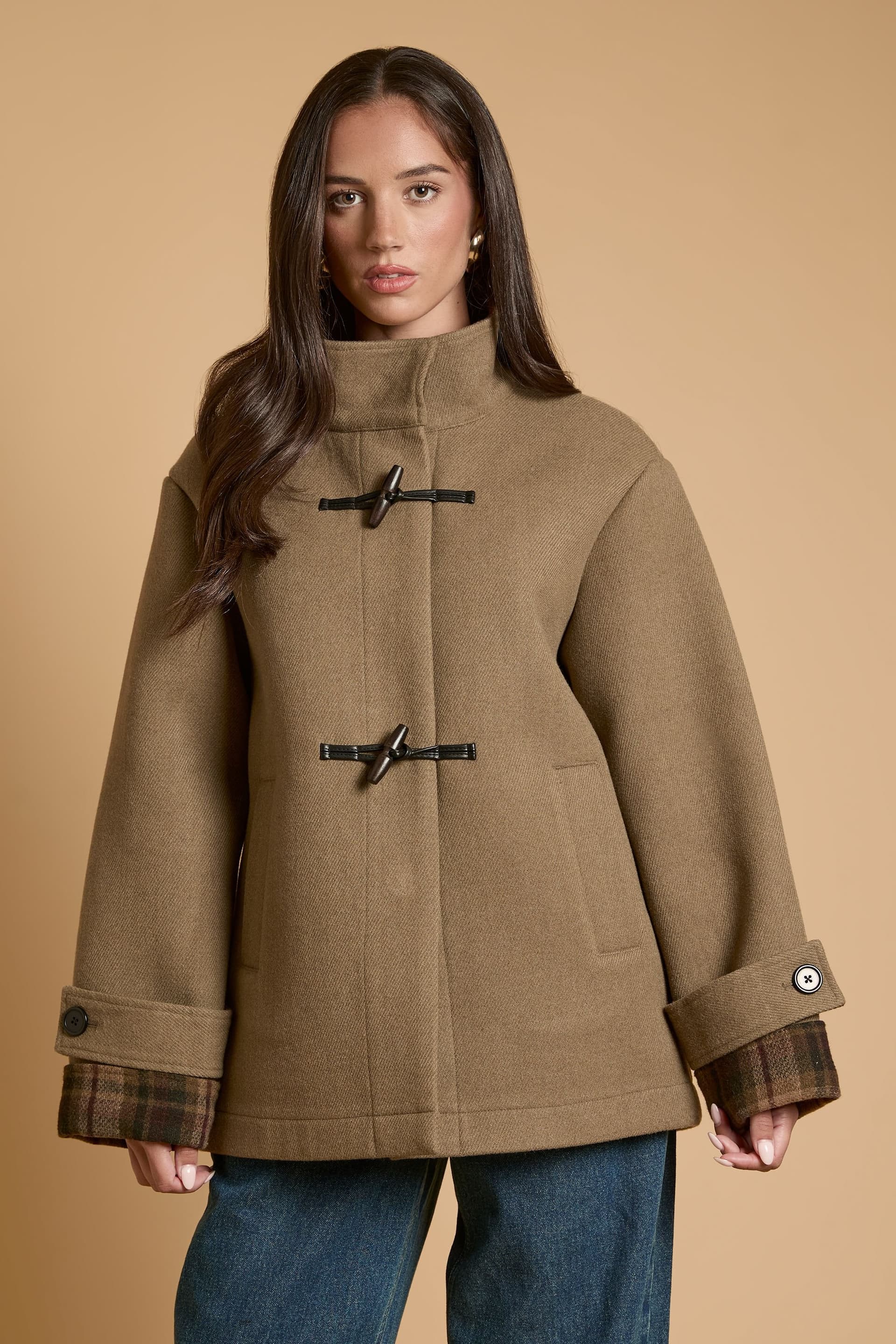 Oasis Oasis Women's Short Duffle Coat with Turn Back Cuff Detail in Olive