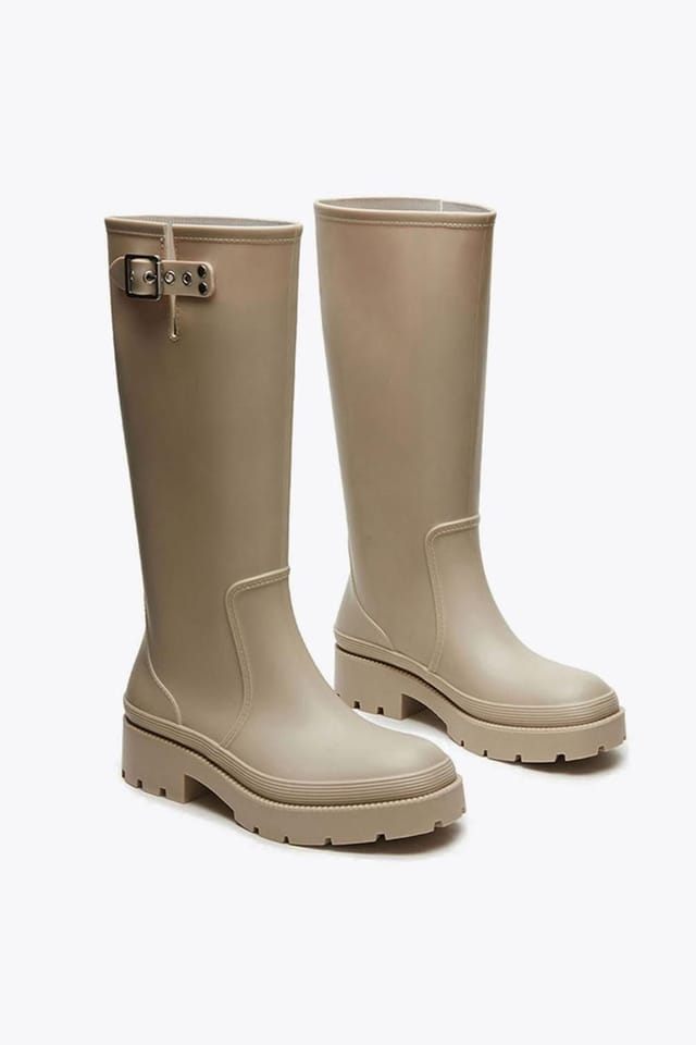 Steve Madden STEVE MADDEN Women's 'Rocky Boot Bone' Boots in Cream - 2