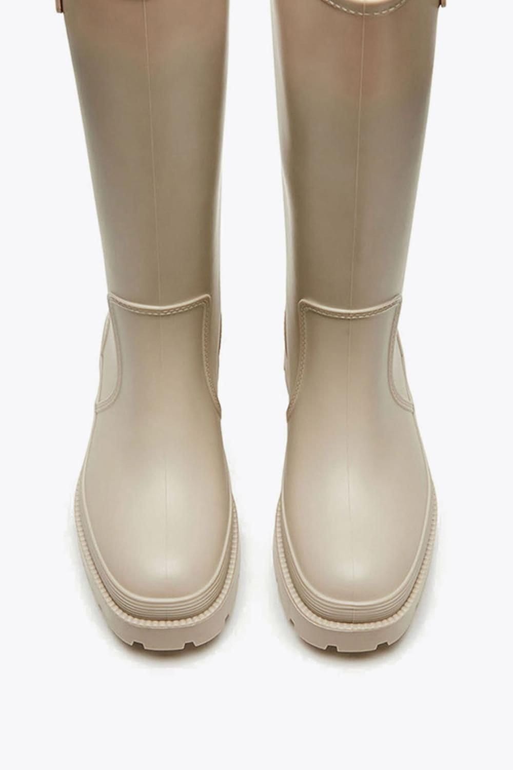 Steve Madden STEVE MADDEN Women's 'Rocky Boot Bone' Boots in Cream - 4