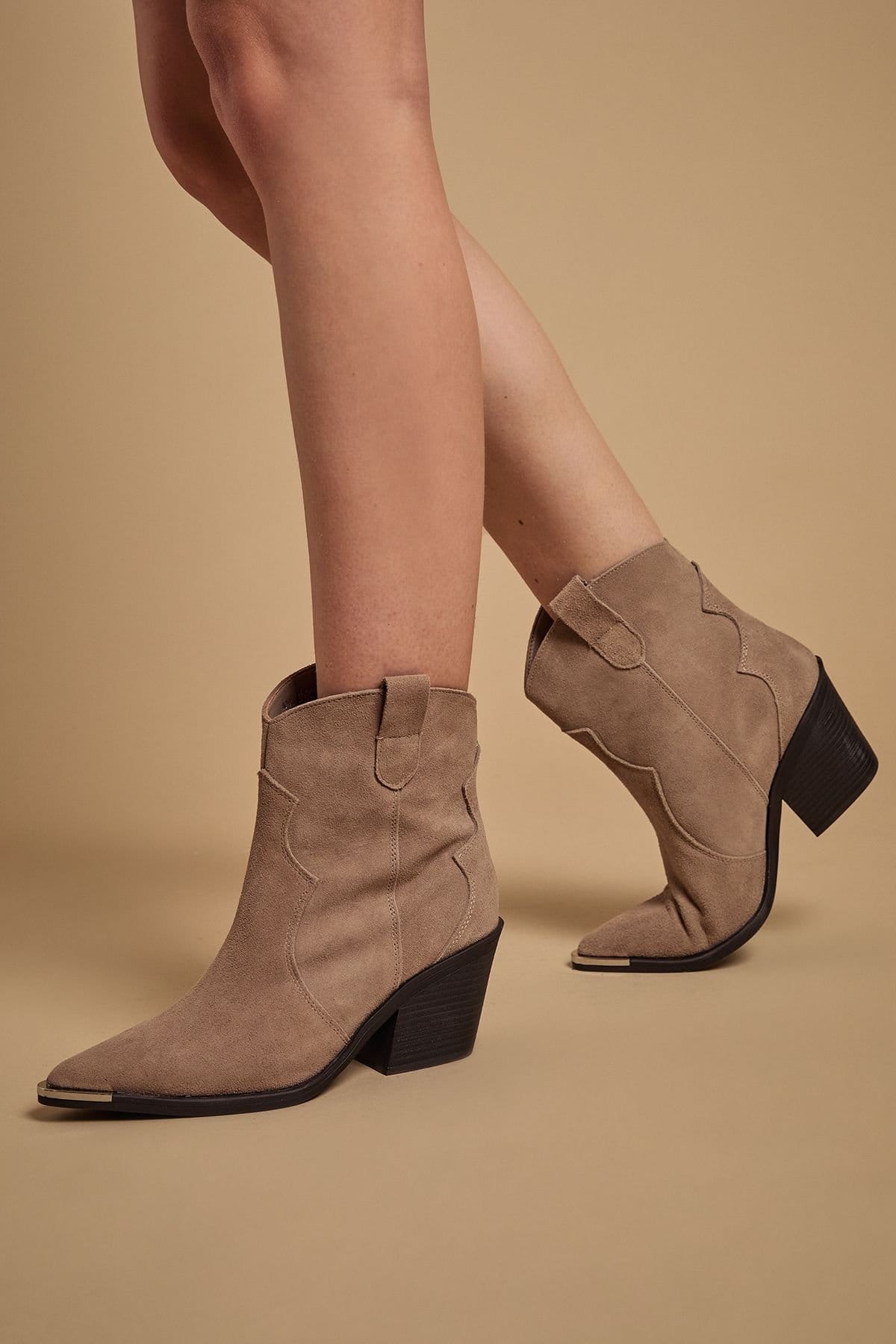 beige