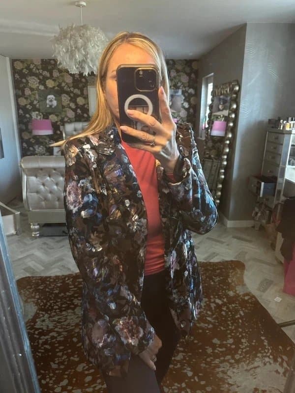 Never Fully Dressed Never Fully Dressed velvet blazer with pockets size 10