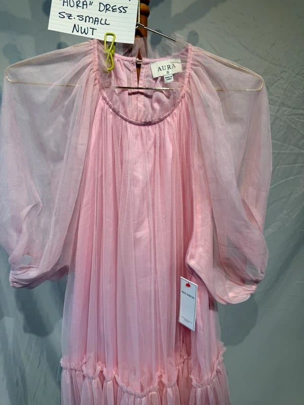 Aura 🌸 AURA Pink Tulle Puff-Sleeve Dress – NWT