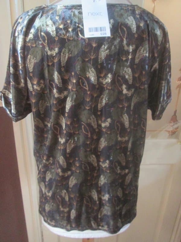 Next Next size 10 velvet short sleeve top Brand new with tags