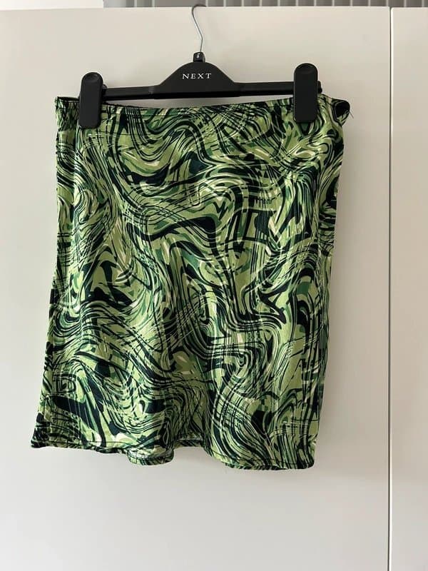 Topshop Topshop mini satin skirt