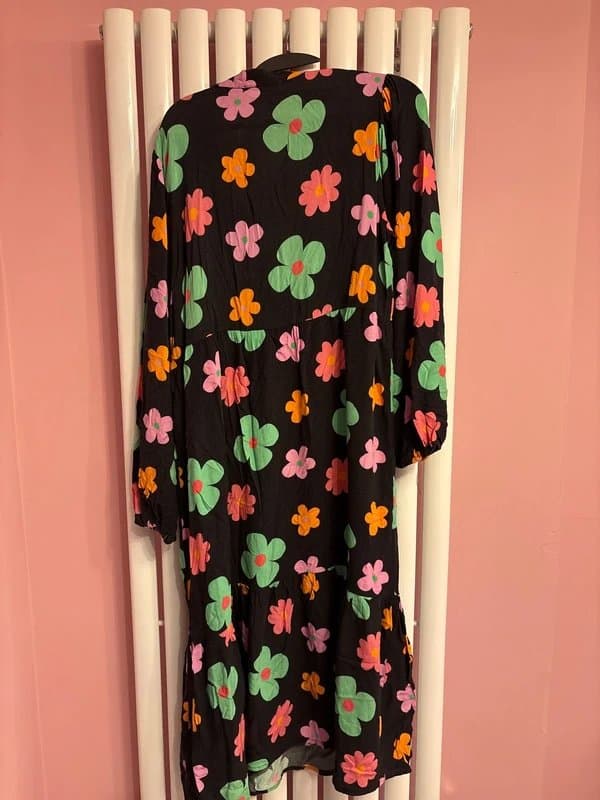 Never Fully Dressed Never Fully Dressed Dress size 16