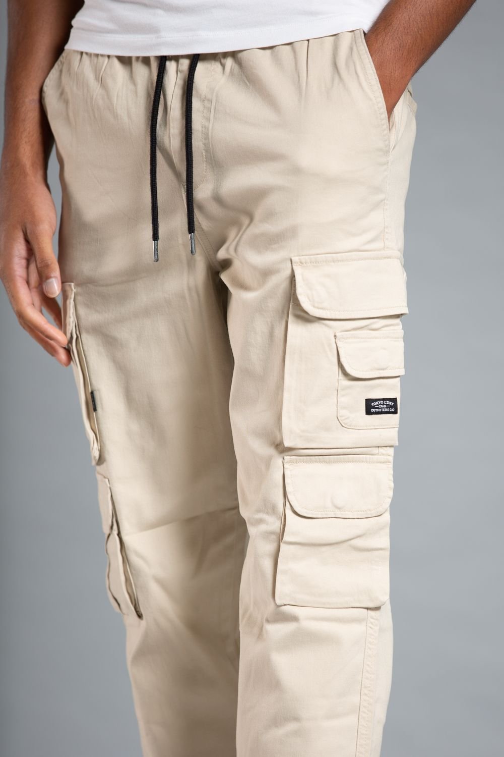 Tokyo Laundry Tokyo Laundry Men's Belted Cotton Cargo Trousers in Light Grey - 4