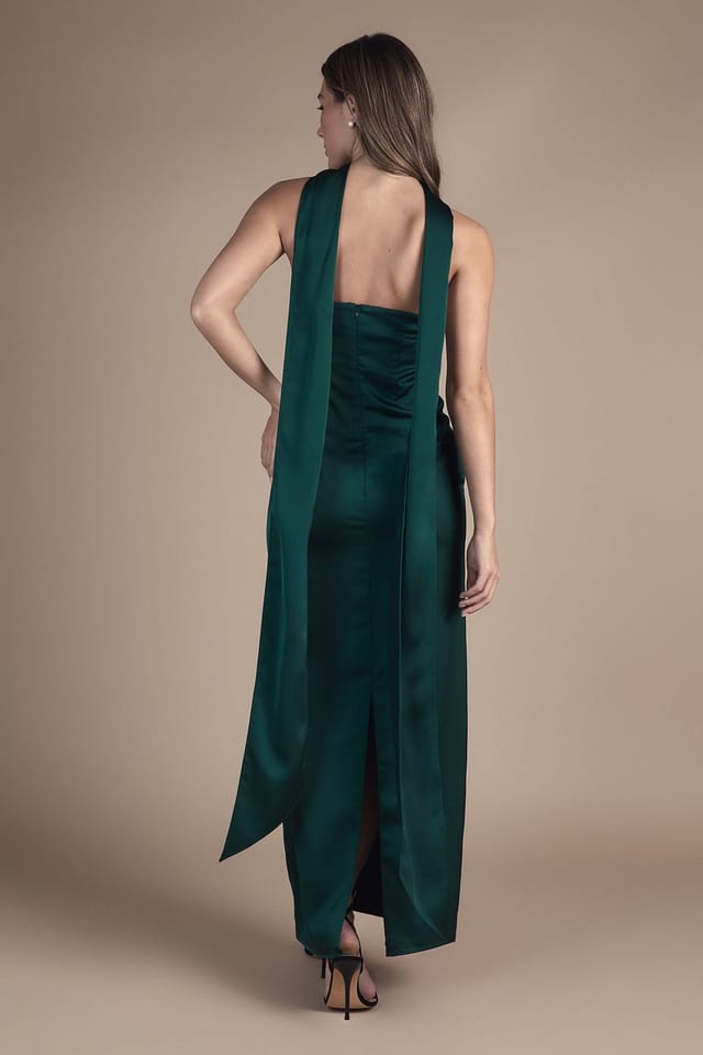 Oasis Oasis Women's Bandeau Satin Bridesmaid Maxi Dress With Scarf in Emerald - 3