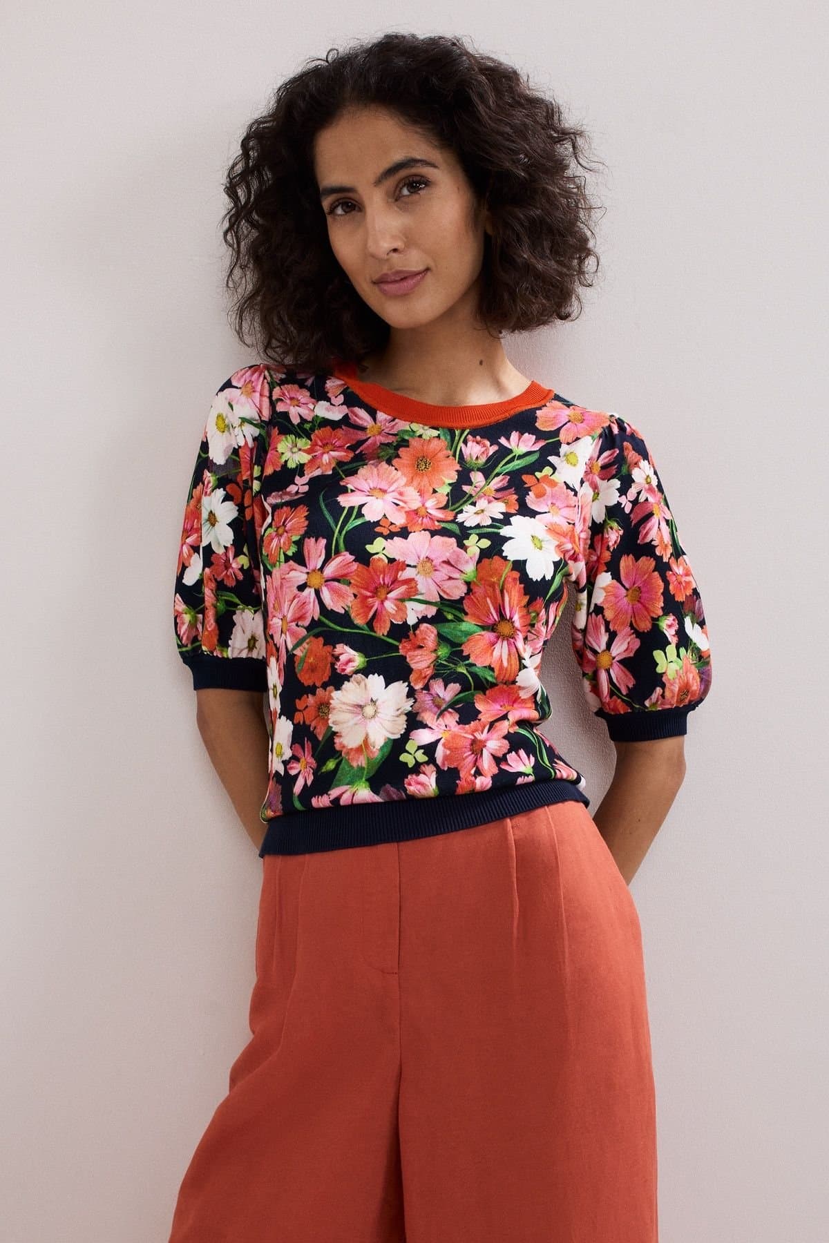 Phase Eight Phase Eight Women's Mel Printed Knit T-Shirt in Bright Pink