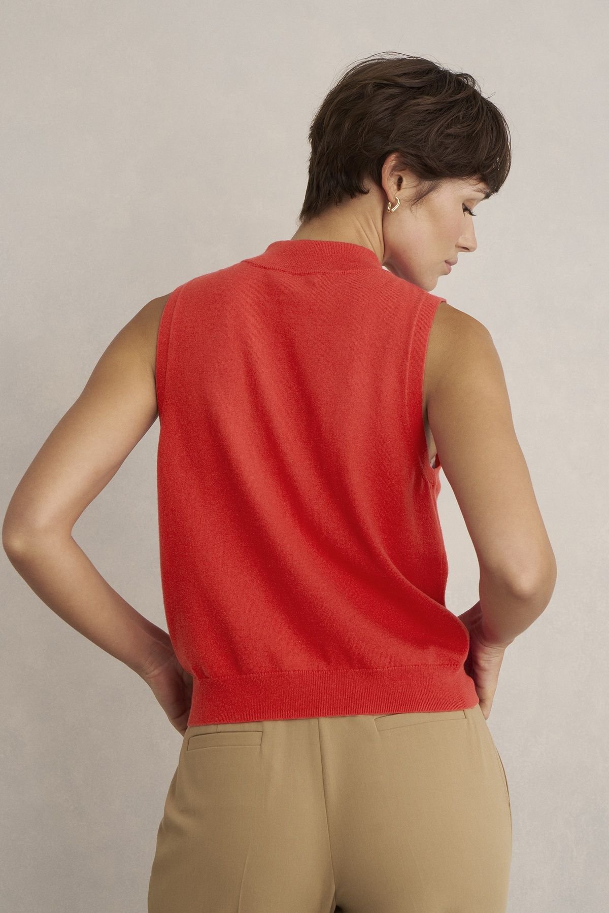 Hobbs London Hobbs London Women's Priya Knitted Vest in Scarlet - 4