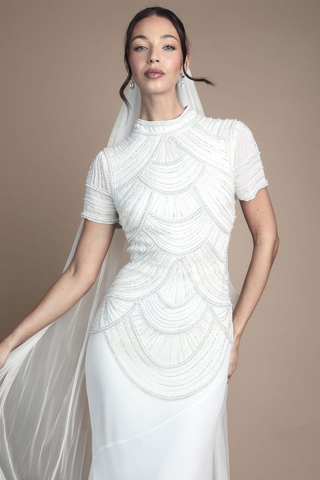 Coast Coast Women's Contour Embellishement Short Sleeve Wedding Dress in Ivory - 2