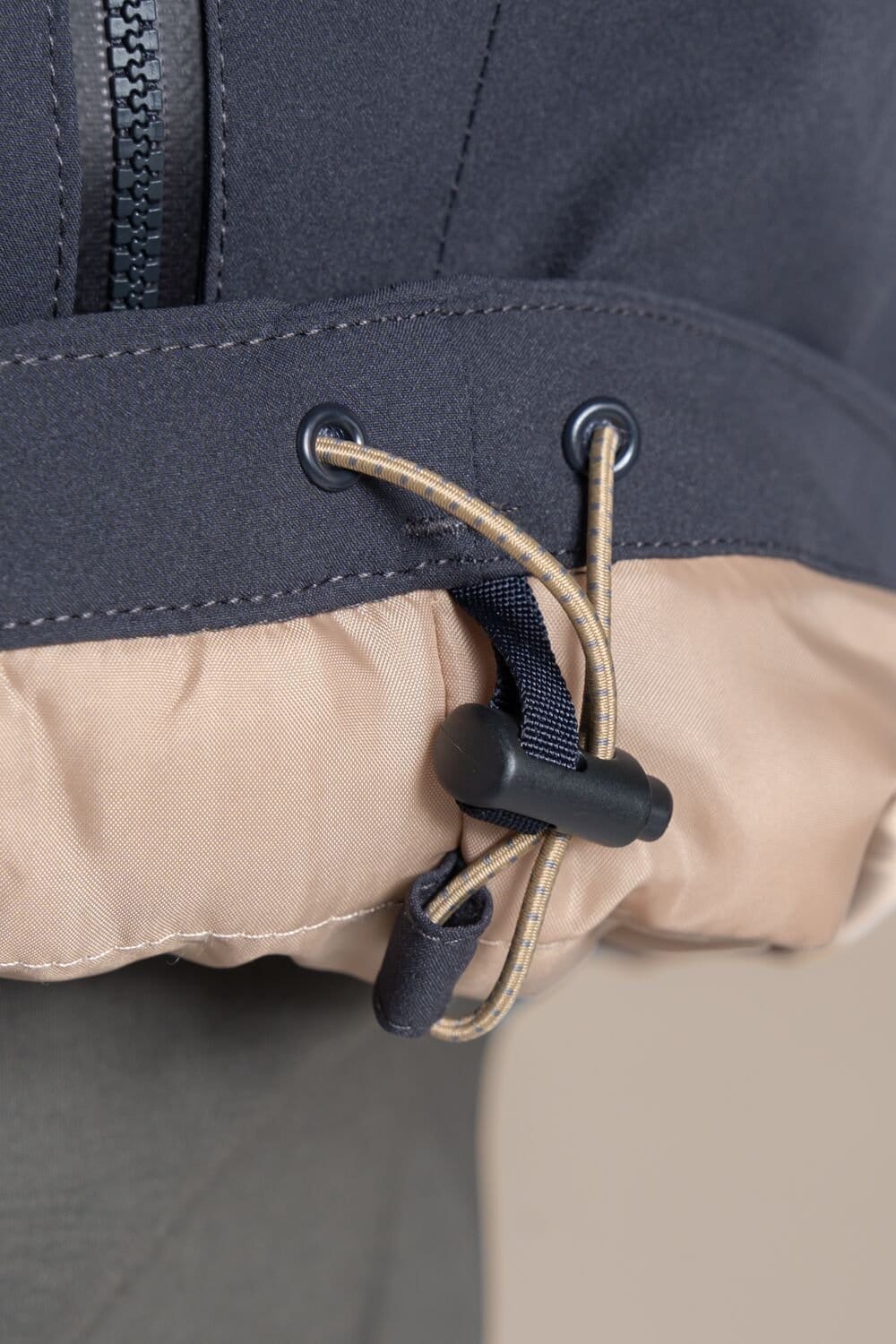Craghoppers Craghoppers Men's Lorton Thermic Hooded Waterproof Breathable Padded Jacket in Dark Grey - 4