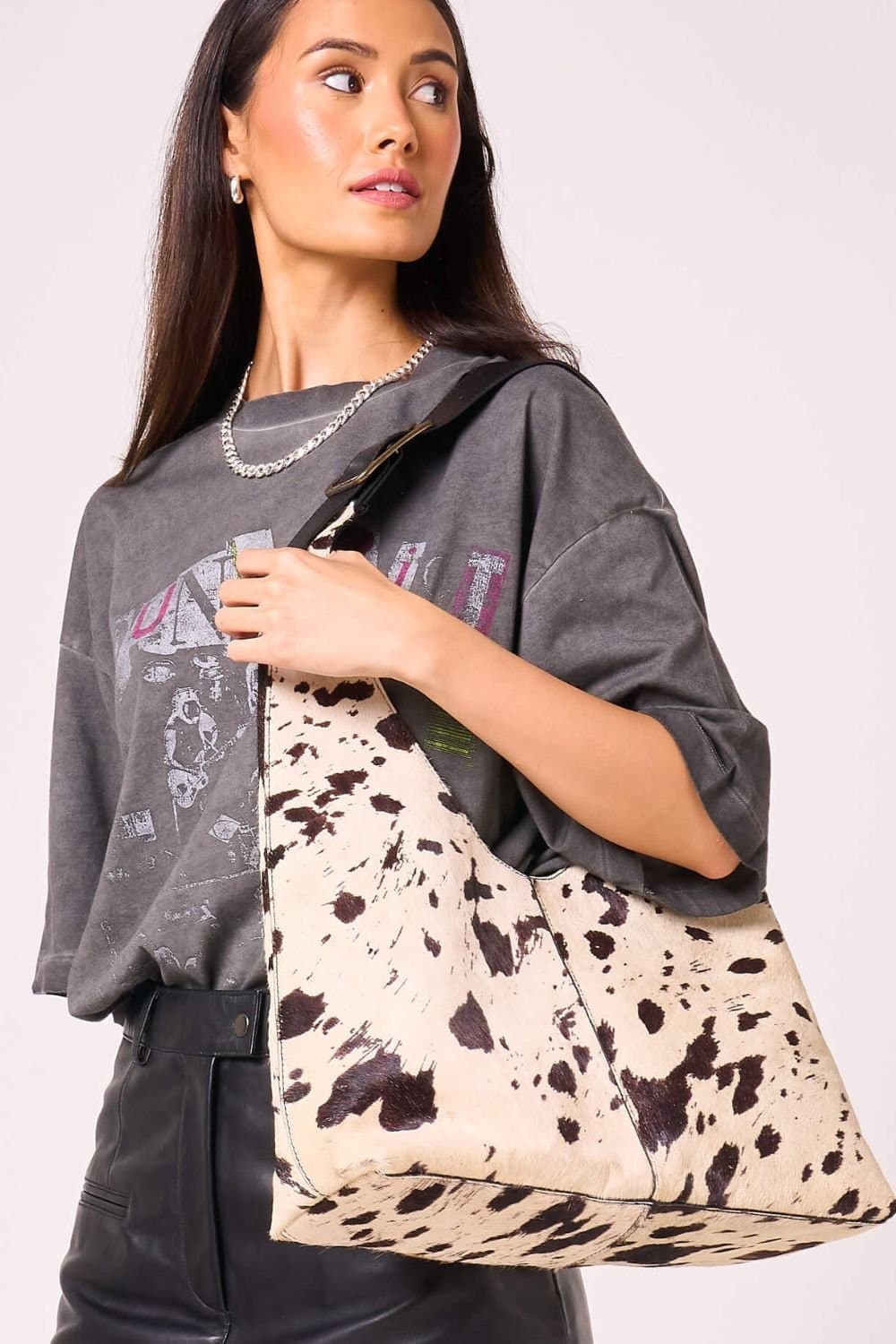 Barneys Originals Barneys Originals White Cowhide Leather Shoulder Bag