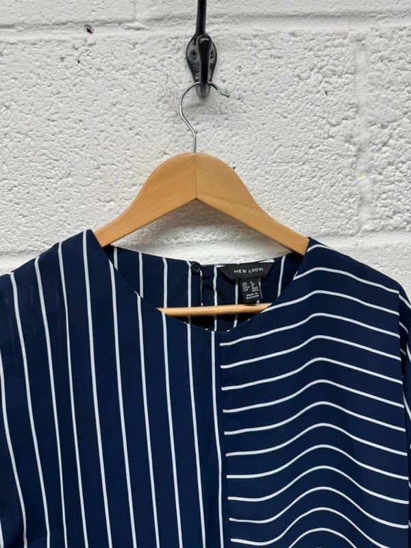 New Look Ladies Navy Striped Top New Look UK 8