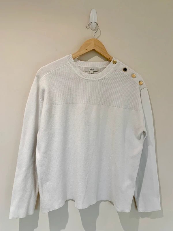 Marks & Spencer M&S White Fine Knit Jumper – Size M – Gold Shoulder Button Detail - 1