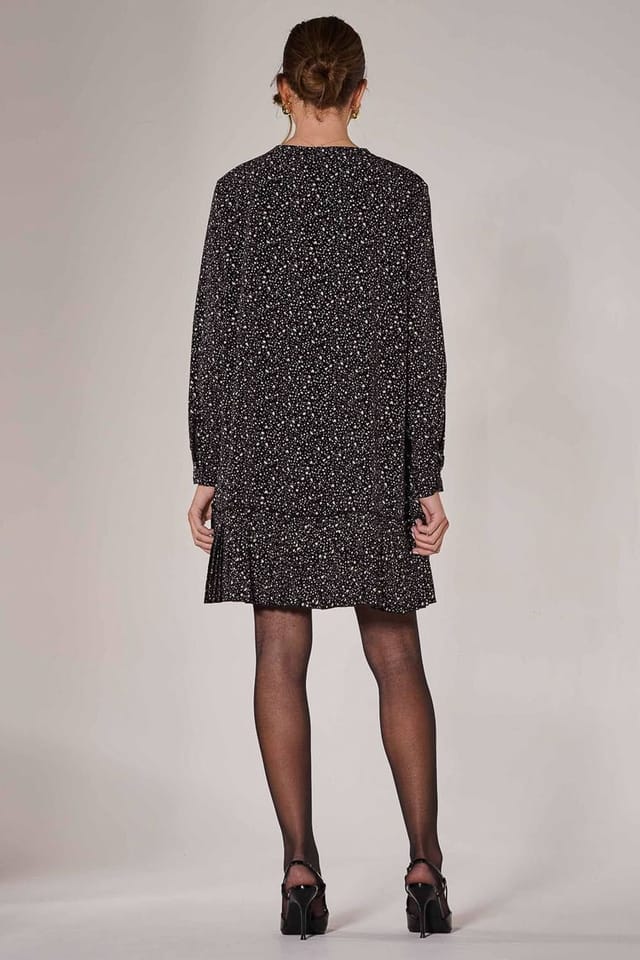 Jolie Moi Jolie Moi Women's Long Sleeve Shirt Dress in Black - 2