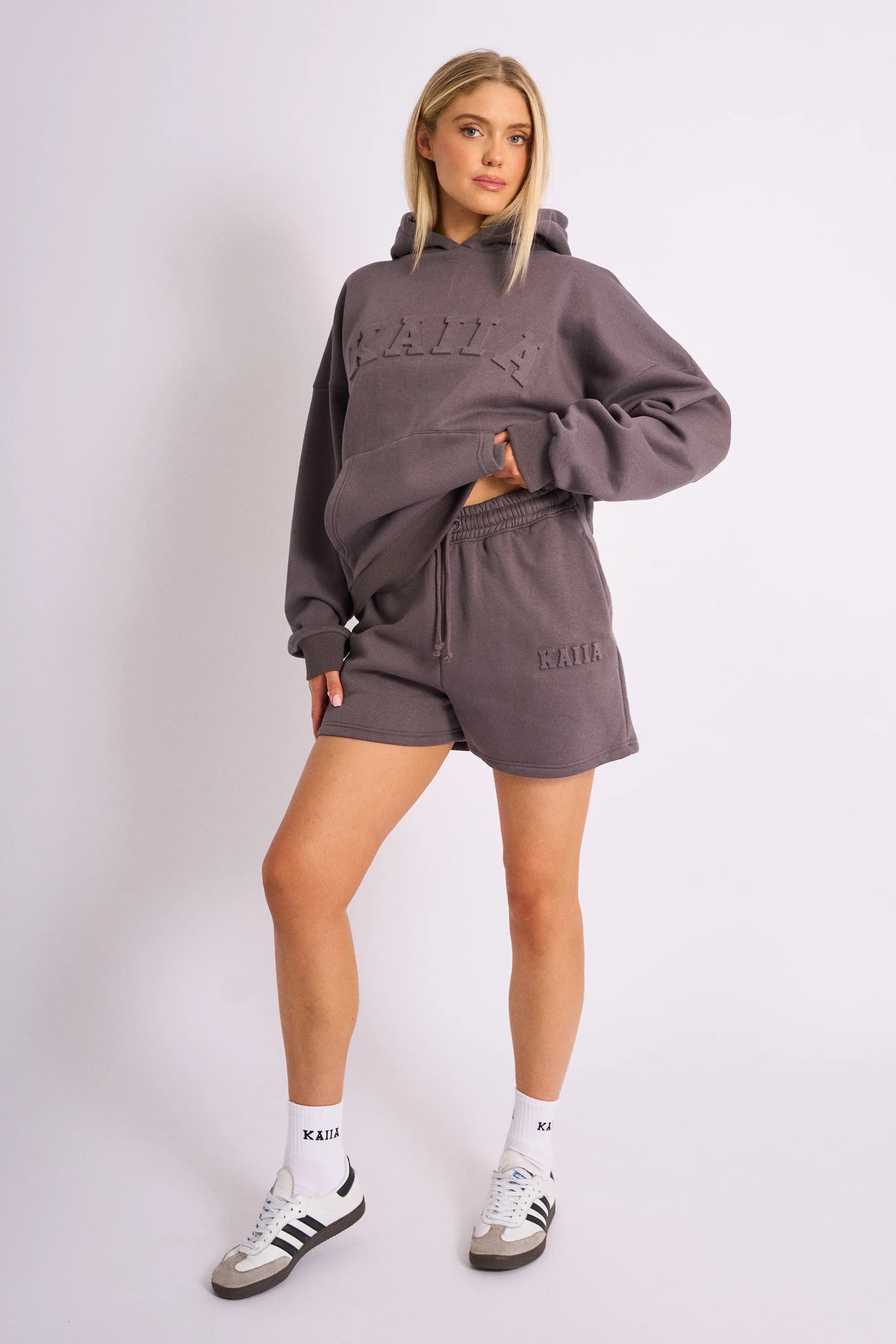 Kaiia Kaiia Embossed Logo Sweat Shorts Dark Grey